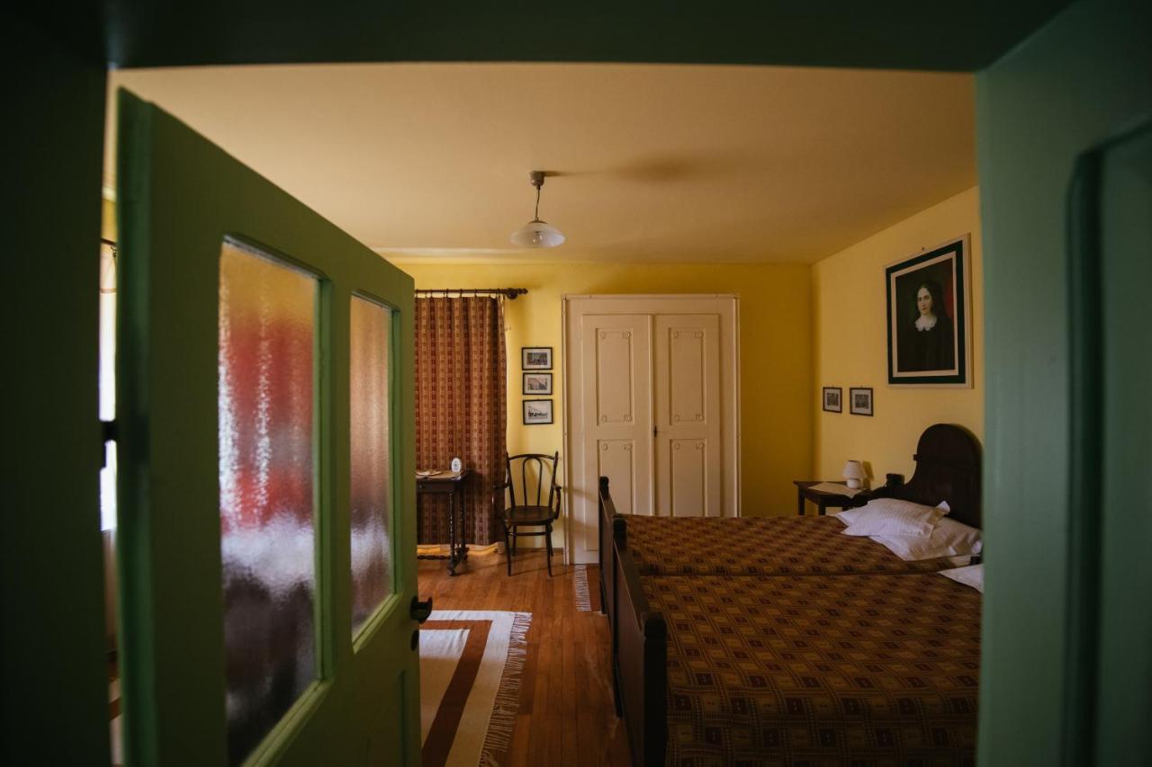 Voeroes Guest House Tîrgu Secuiesc Eksteriør bilde
